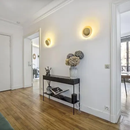 Superbe Appart. Parisien A Trocadero - Tour Eiffel Apartament Paryż