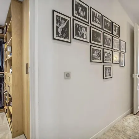 Apartament Superbe Appart. Parisien A Trocadero - Tour Eiffel Paryż